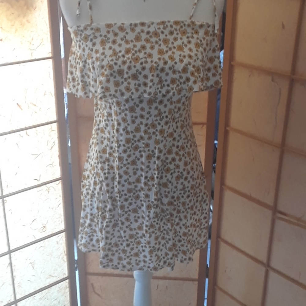Forever 21 yellow floral dress